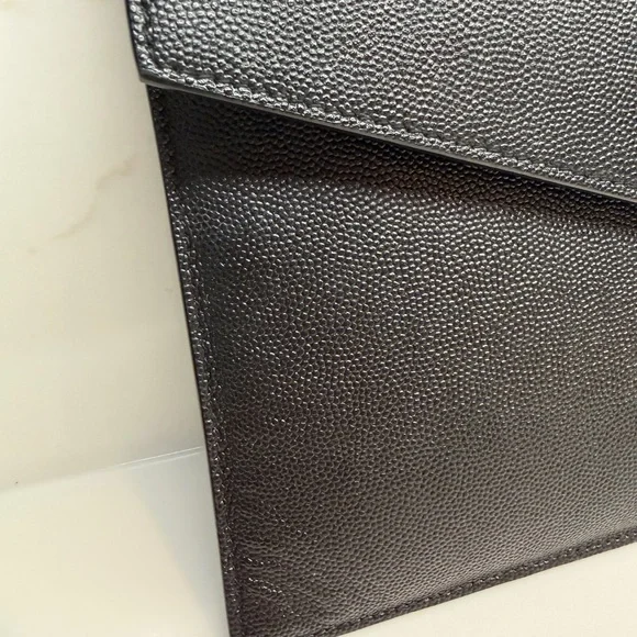 Saint Laurent Black Leather Detail - Picture 8 of 14